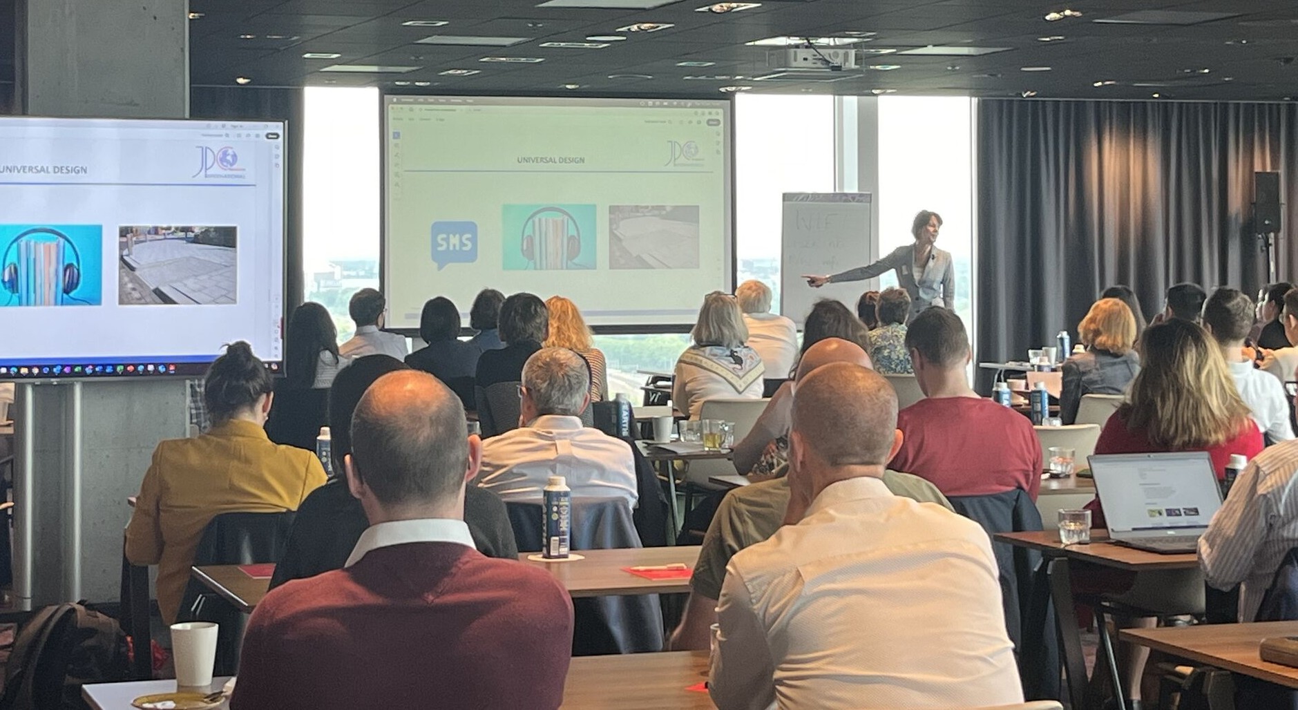 Logo Audio Description Institute (U.S.A.)